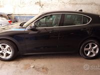 Usata Alfa Romeo Stelvio 179 CV (131 kW) 2017 Nero SUV