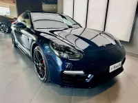 Usata Porsche Panamera Platinum Edition 480 CV (353 kW) 2022 Blu notte metallizzato Berlina