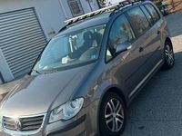Usata VW Touran 105 CV (77 kW) 2008 Marrone Monovolume