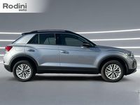 Usata VW T-Roc Life 150 CV (110 kW) 2023 Argento SUV