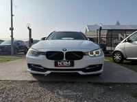 Usata BMW 318 Comfort Edition 143 CV (105 kW) 2012 Bianco Station wagon
