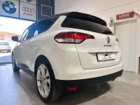 Usata Renault Scénic 110 CV (80 kW) 2018 Bianco Monovolume