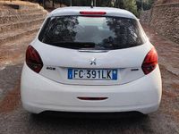 Usata Peugeot 208 2016 Bianco Utilitaria