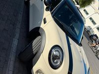 Usata Mini ONE 102 CV (75 kW) 2019 Bianco Utilitaria