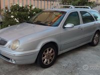 Begagnad Lancia Lybra 116 HK (85 kW) 2006 Grå Kombi