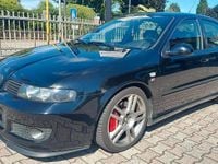 Usata Seat Leon CUPRA 209 CV (153 kW) 2003 Nero Utilitaria
