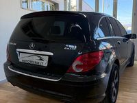 Begagnad Mercedes R320 Chrome 224 HK (164 kW) 2009 Svart Minibuss