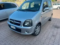 Usata Opel Agila Cosmo 69 CV (50 kW) 2004 Argento Monovolume