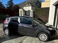 Usata Ford Fiesta Titanium 68 CV (50 kW) 2010 Grigio Utilitaria
