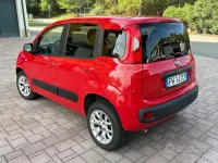 Usata Fiat Panda Lounge 85 CV (62 kW) 2017 Rosso Utilitaria