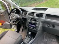 Usata VW Caddy Maxi 102 CV (75 kW) 2016 Grigio Monovolume