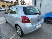 usata Toyota Yaris 1.0 5 porte ok neopatentati