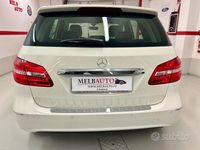 Usata Mercedes B200 Premium 135 CV (99 kW) 2015 Bianco Monovolume