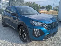 Usata Peugeot 2008 Allure 101 CV (74 kW) 2025 Bluazzurro SUV
