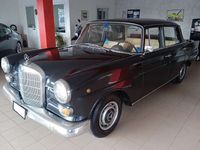 Usata Mercedes 200 105 CV (77 kW) 1966 Nero Berlina