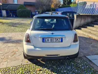 Usata Mini ONE 75 CV (55 kW) 2011 Beige Utilitaria