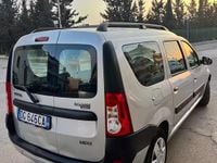 Usata Dacia Logan MCV Lauréate 70 CV (51 kW) 2007 Giallo Station wagon