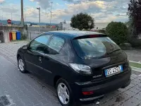 Usata Peugeot 206 60 CV (44 kW) 2011 Nero Berlina