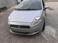 Usata Fiat Grande Punto Dynamic 77 CV (56 kW) 2009 Utilitaria