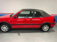 Usata VW Golf Cabriolet 110 CV (80 kW) 1995 Rosso Cabrio