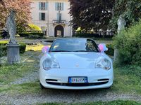 Usata Porsche 911 Carrera 4 345 CV (253 kW) 2001 Bianco Cabrio