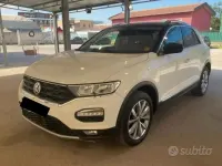Usata VW T-Roc Style 150 CV (110 kW) 2019 Bianco SUV