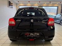 Usata Suzuki Swift Cool 90 CV (66 kW) 2019 Nero tetto grigio Utilitaria