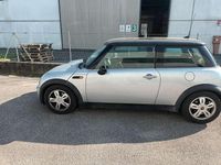 Begagnad Mini Cooper 116 HK (85 kW) 2005 Silver Halvkombi