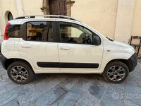 Occasion Fiat Panda 4x4 75 ch (55 kW) 2014 Blanc Citadine