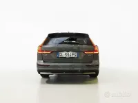 Usata Volvo V60 CC Ultimate 197 CV (144 kW) 2022 Grigio Station wagon