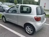 Usata Toyota Yaris 65 CV (47 kW) 2005 Grigio Utilitaria