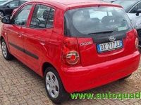 Usata Kia Picanto 65 CV (47 kW) 2009 Rosso Utilitaria
