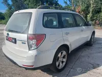 Usata Subaru Forester Trend 147 CV (108 kW) 2010 Bianco SUV