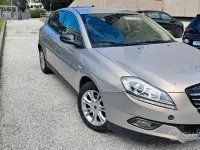 Usata Lancia Delta 105 CV (77 kW) 2011 Utilitaria