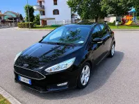 Käytetty Ford Focus S 101 HP (74 kW) 2016 Musta Sedan