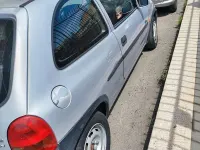 Usata Opel Corsa 65 CV (47 kW) 1999 Grigio Berlina