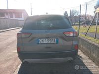 Usata Ford Kuga 120 CV (88 kW) 2020 Grigio SUV