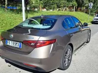 Usata Alfa Romeo Giulia Business Launch Edition 150 CV (110 kW) 2017 Bronzo Berlina