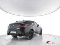 Usata BMW X4 340 CV (250 kW) 2023 Nero SUV