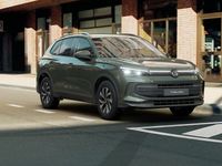 Nuova VW Tiguan Edition 150 CV (110 kW) 2025 Velvet green metallizzato SUV