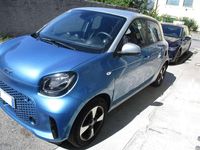 Usata Smart ForFour Electric Drive Passion 60 kW (82 CV) 2020 Blu/azzurro Utilitaria