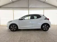 Usata Toyota Yaris Hybrid Trend 116 CV (85 kW) 2026 Super white Berlina