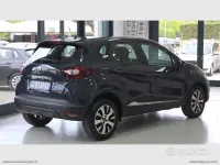 Usata Renault Captur Zen 90 CV (66 kW) 2018 Grigio SUV