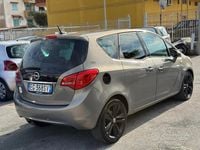 Usata Opel Meriva Cosmo 101 CV (74 kW) 2011 Grigio Monovolume
