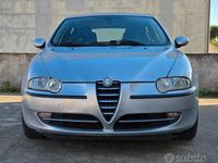 Usata Alfa Romeo 147 120 CV (88 kW) 2002 Grigio Utilitaria