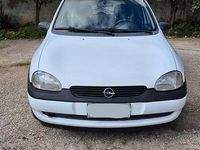 Usata Opel Corsa Swing 50 CV (36 kW) 1994 Bianco Utilitaria