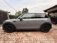 Usata Mini ONE Essential 102 CV (75 kW) 2021 Utilitaria
