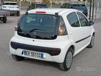 Usata Citroën C1 Attraction 68 CV (50 kW) 2013 Bianco Utilitaria