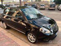 Usata Lancia Ypsilon 69 CV (50 kW) 2011 Nero Utilitaria