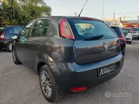 Usata Fiat Grande Punto 85 CV (62 kW) 2012 Grigio Utilitaria